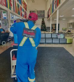 NOAH MOVING & CLEANING COMPANY  (780) 607-2205 Fort McMurray AB