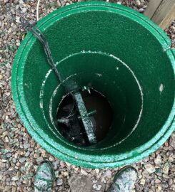 ROOSTERS SEPTIC TANK REPAIR & PRESSURE WASHING SERVICES 403-550-4834 Sylvan Lake AB